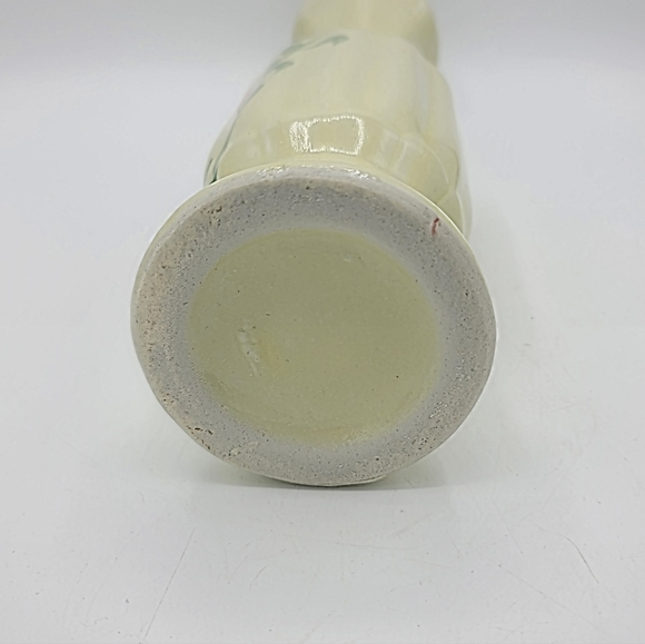 Hand Painted Floral Ceramic Fluted Scalloped Long Neck Amphora Vase Vintage - Picture 7 of 8